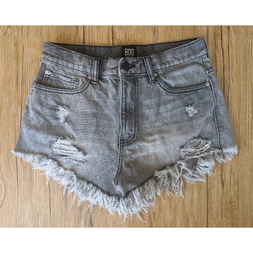 BDG High Rise Cheeky Shorts size 28